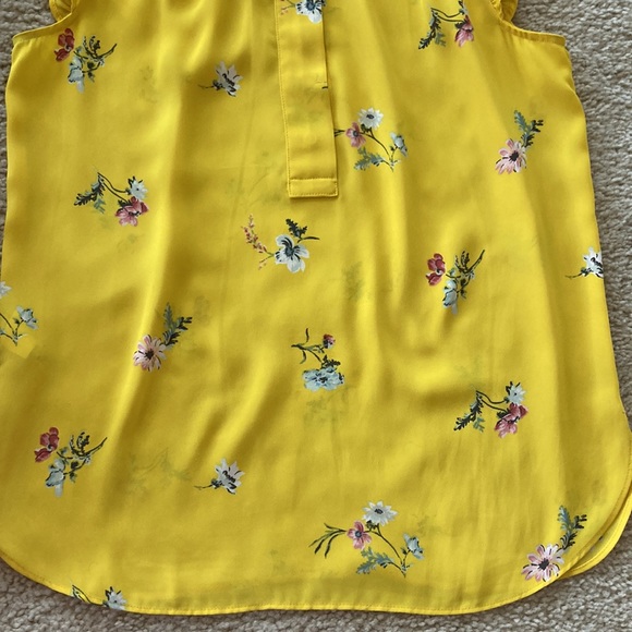 LOFT Yellow Floral Sleeveless Blouse - Picture 5 of 8